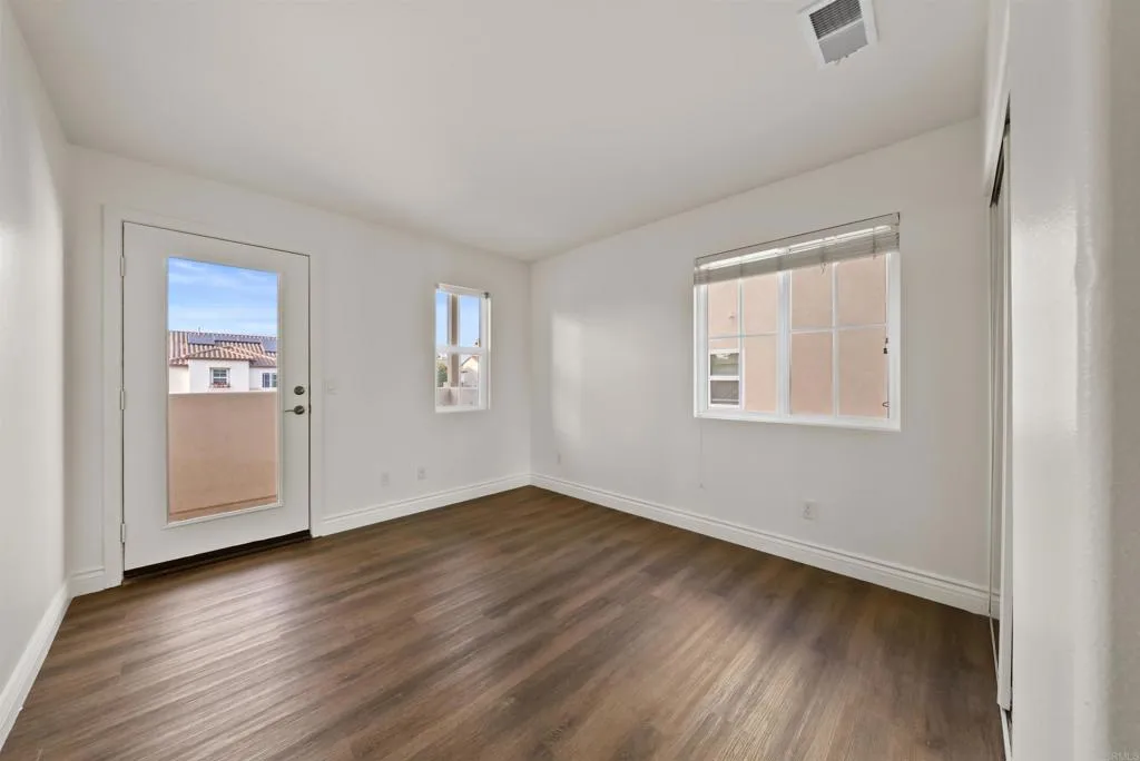 https://cdn.realtyfeed.com/cdn/127/306741060/5974113a2b9331225388eb603d3d786a.webp