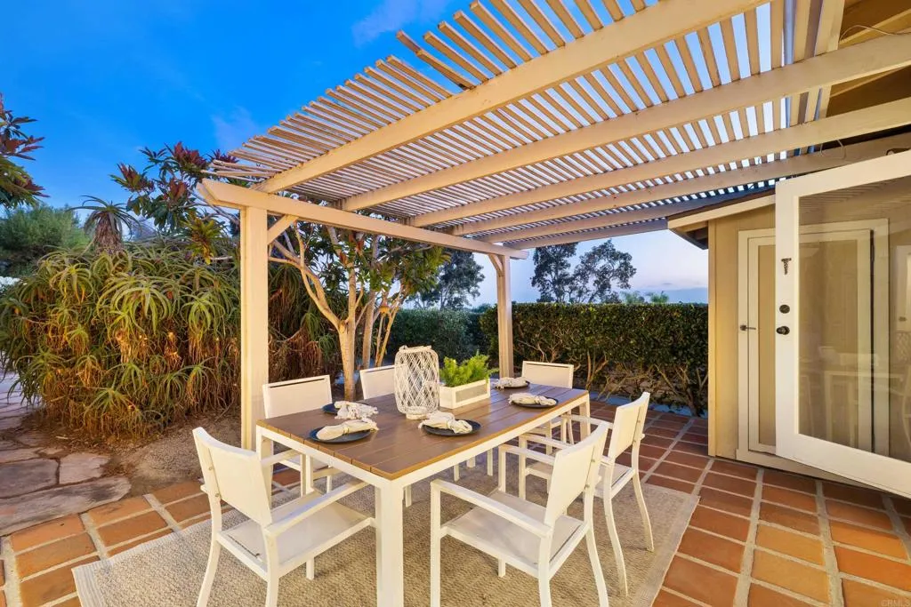 https://cdn.realtyfeed.com/cdn/127/306741067/854b8499fbc758584a10c5161a7c977d.webp