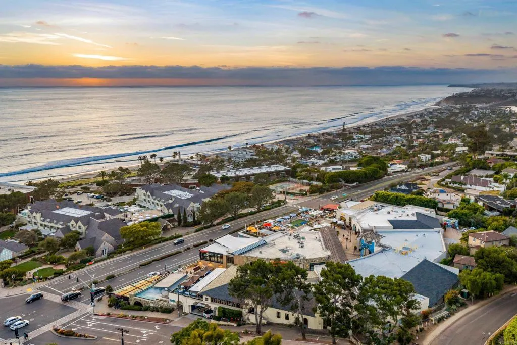 https://cdn.realtyfeed.com/cdn/127/306741067/f168aa0ddb0627f6ec5a262402864e55.webp
