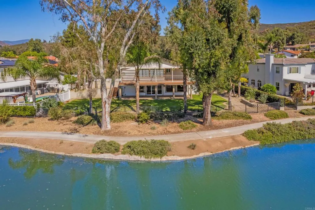 https://cdn.realtyfeed.com/cdn/127/306741103/0be3271c00b287596a4e6886f8b35e38.webp