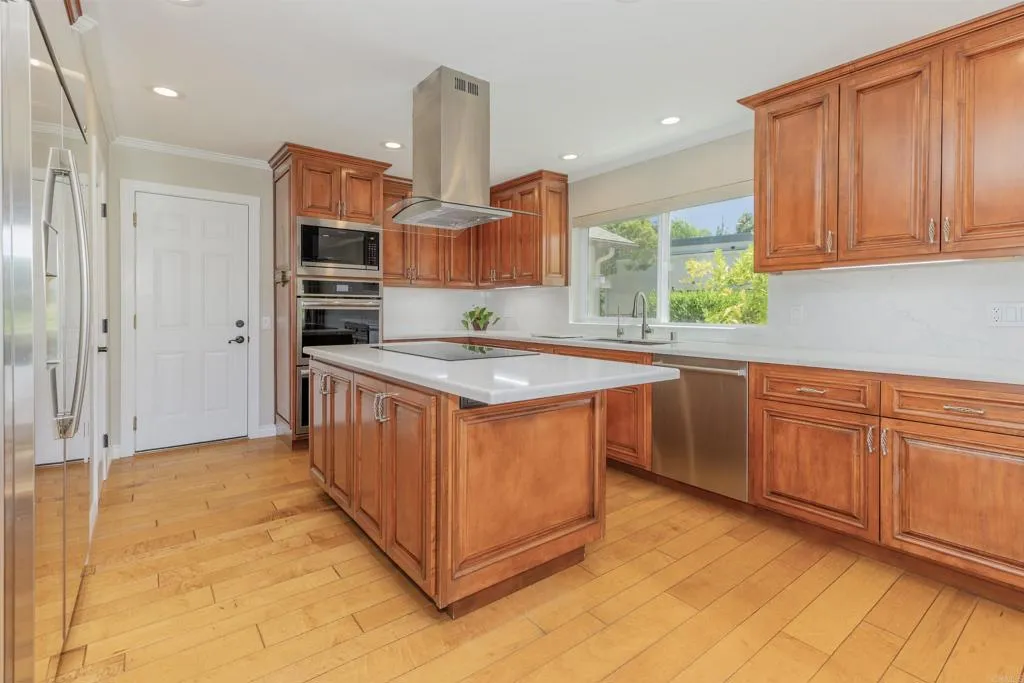 https://cdn.realtyfeed.com/cdn/127/306741103/2a1cfcb9dea41845fcb9147b8d2747ad.webp