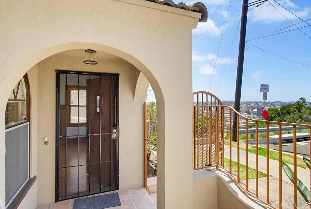 https://cdn.realtyfeed.com/cdn/127/306741104/62997c9643fba3657dacaac914a9cef6.webp