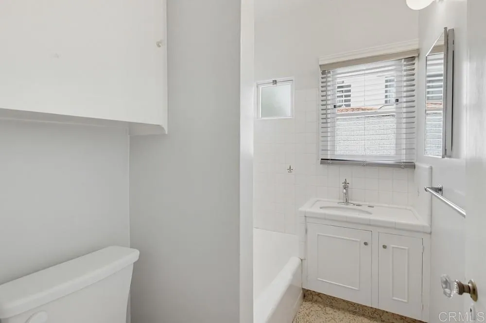 https://cdn.realtyfeed.com/cdn/127/306741104/73ef7afaf22f3dea15f781df4f314002.webp