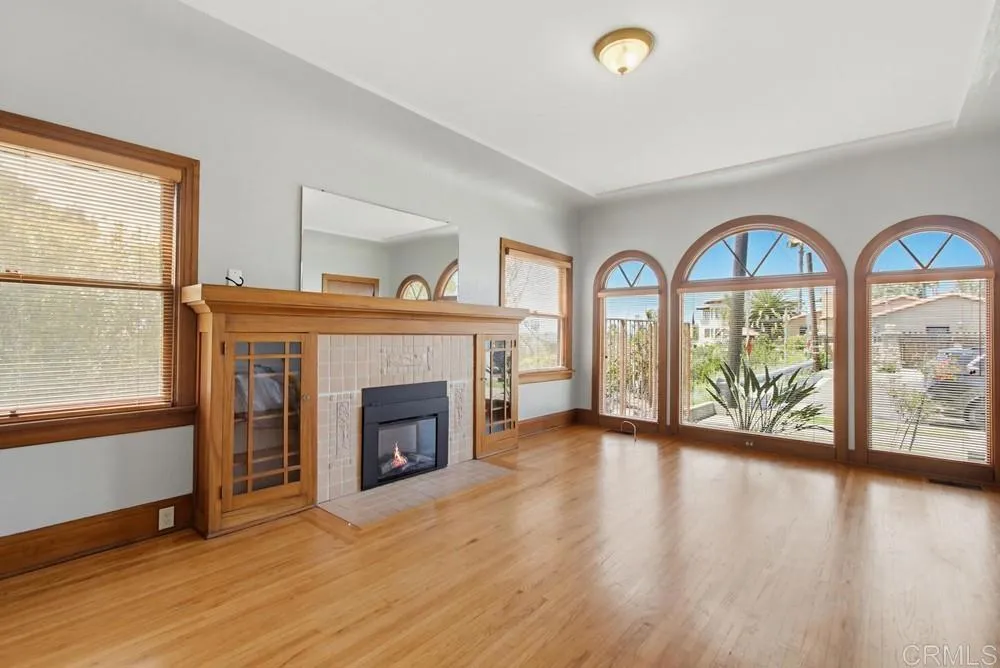 https://cdn.realtyfeed.com/cdn/127/306741104/e0e6883db9d02d957bd00ce03267e217.webp