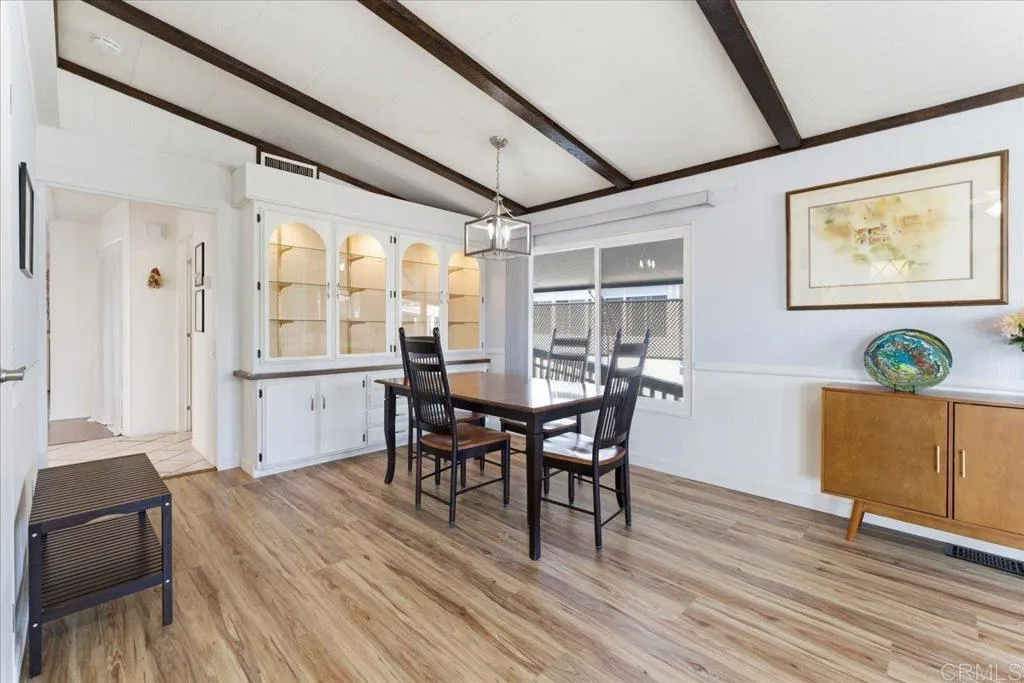 https://cdn.realtyfeed.com/cdn/127/306741144/14b0d263d9673b3f6689cd919e2d82a4.webp