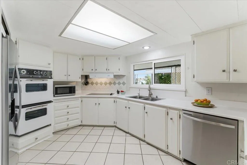 https://cdn.realtyfeed.com/cdn/127/306741144/19328d395c99fabb2c8289c8ad88b43a.webp