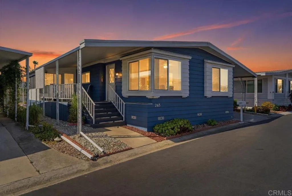 https://cdn.realtyfeed.com/cdn/127/306741144/a57d6727154dd344e24e356b76be99f9.webp