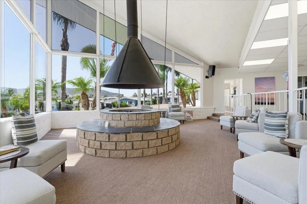 https://cdn.realtyfeed.com/cdn/127/306741144/bb5173a630c4c53b65991c69aa8903e8.webp