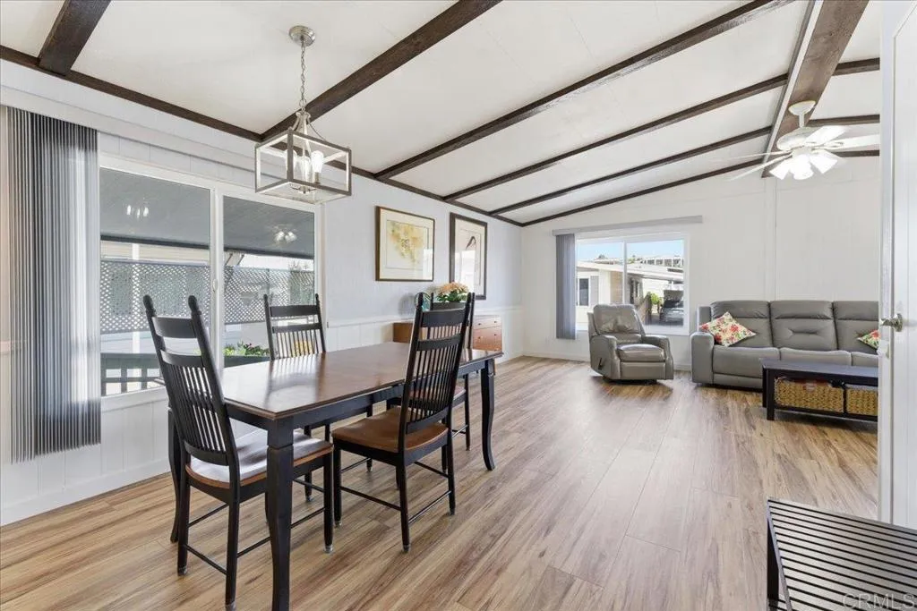 https://cdn.realtyfeed.com/cdn/127/306741144/ea749d43a3ec710bc68d569a3ed345b6.webp