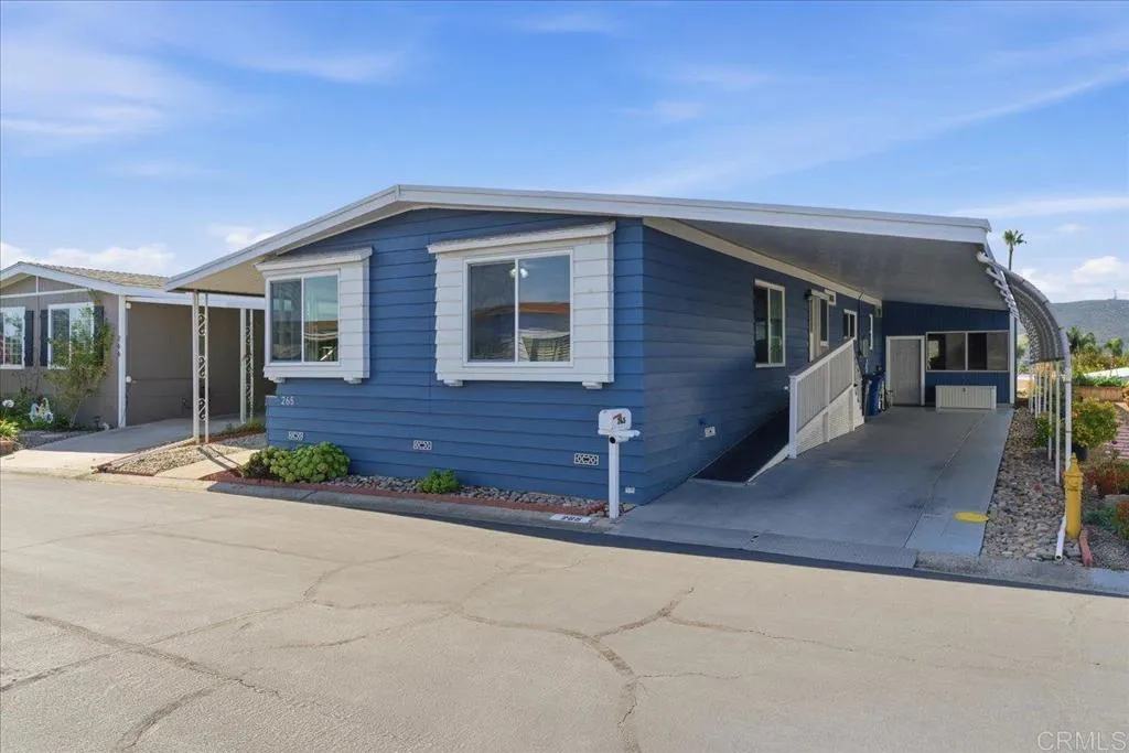 https://cdn.realtyfeed.com/cdn/127/306741144/f17a454c2158cc3e64c6f1ddabfd2bb5.webp