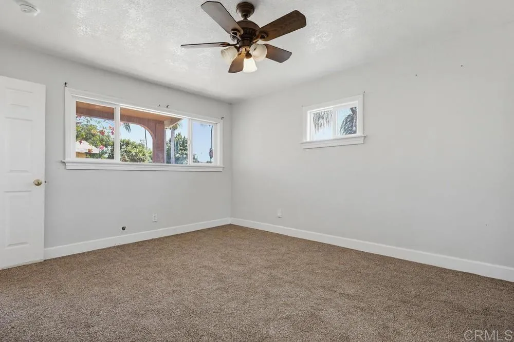 https://cdn.realtyfeed.com/cdn/127/306741160/21349ff00d007aeff53fb763d9ddd963.webp