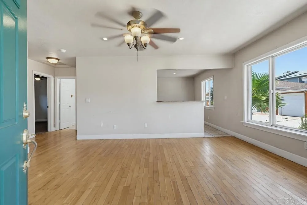 https://cdn.realtyfeed.com/cdn/127/306741160/5a209122f04df67cd48d9ae2879d6df3.webp