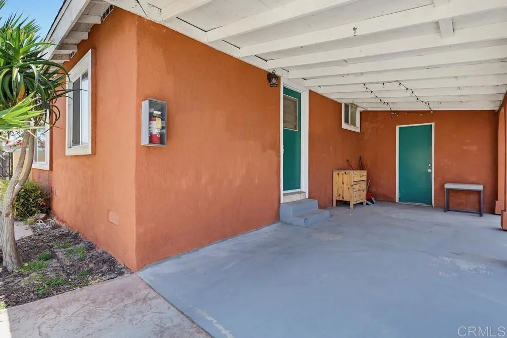 https://cdn.realtyfeed.com/cdn/127/306741160/b8e39cc95ac8ebf7e4233b76a435e9cc.webp