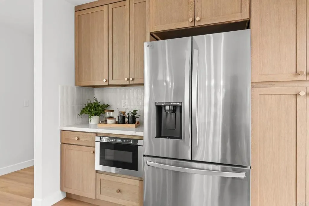https://cdn.realtyfeed.com/cdn/127/306741173/d941ada995bff9966ae38397edb7961c.webp