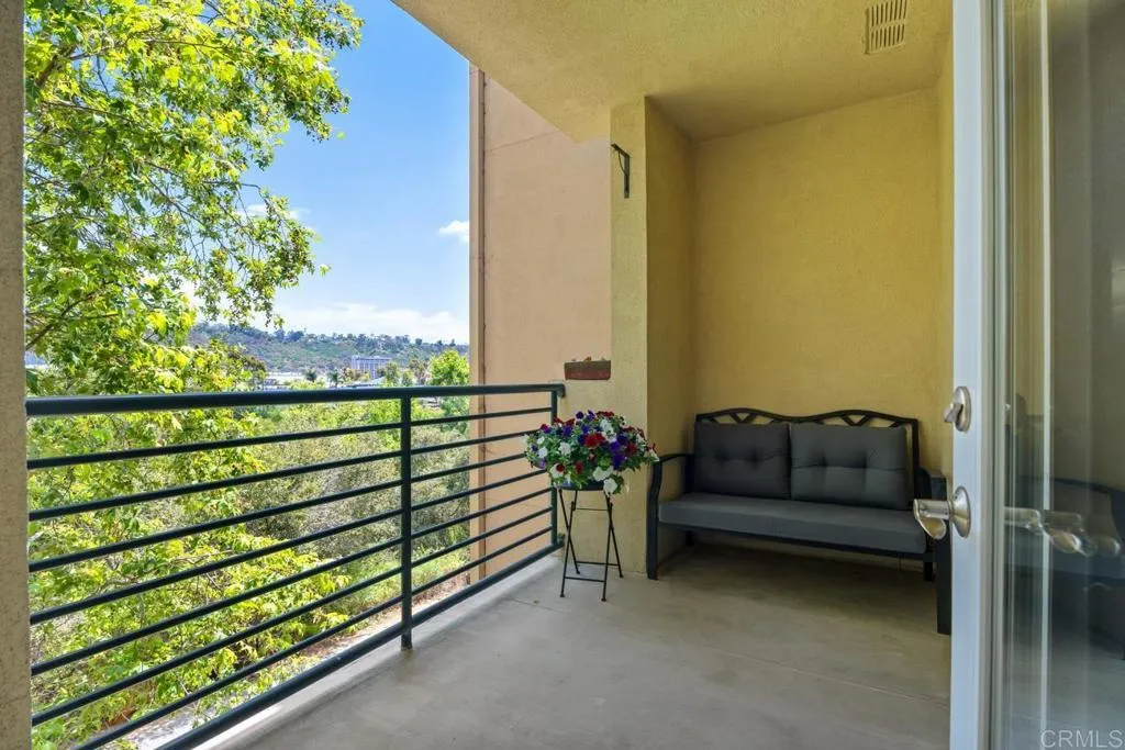 https://cdn.realtyfeed.com/cdn/127/306741174/8430cd8fbcb0d9241f7df70881861c70.webp