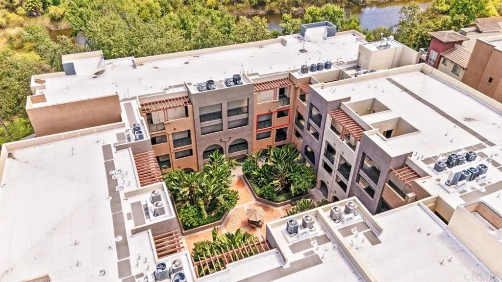 https://cdn.realtyfeed.com/cdn/127/306741174/e4b6fb9dbfc30f91544419b2101772e4.webp
