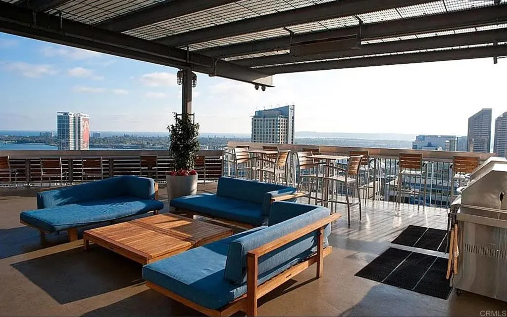 https://cdn.realtyfeed.com/cdn/127/306741179/bfdd06c6408a441075130b8611a70822.webp