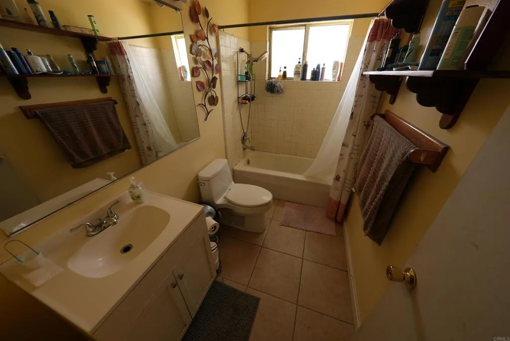 https://cdn.realtyfeed.com/cdn/127/306741181/4217febc4ba36329c6283e5da91017d8.webp
