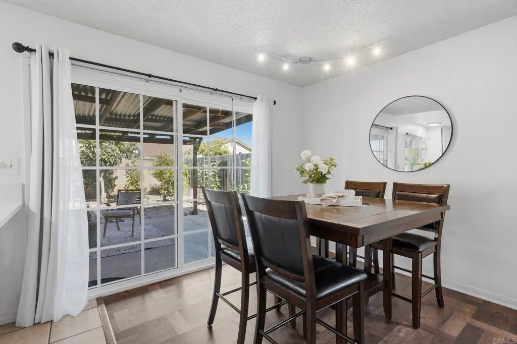 https://cdn.realtyfeed.com/cdn/127/306741219/a47f95b49dcebb2e0e8e644cb3ba54ae.webp