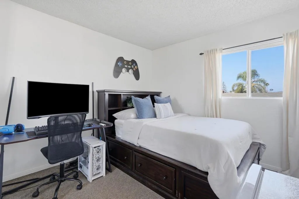https://cdn.realtyfeed.com/cdn/127/306741219/cb824e734c20365634af0b21edfd91b6.webp