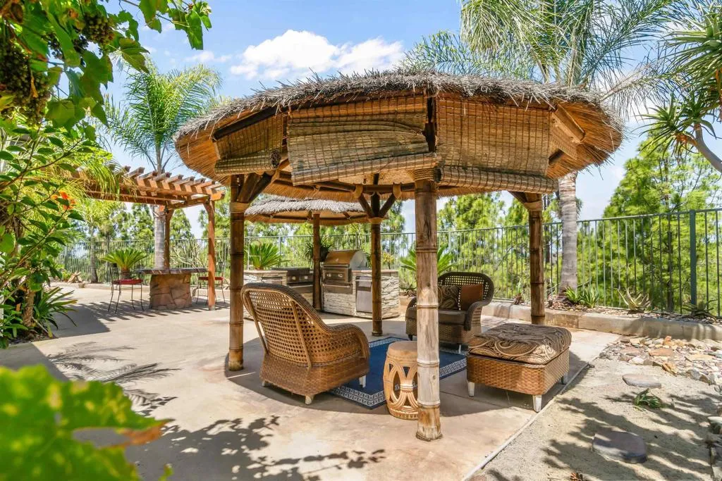 https://cdn.realtyfeed.com/cdn/127/306741224/603331b7e7c6e037ff68b56a087f98bb.webp