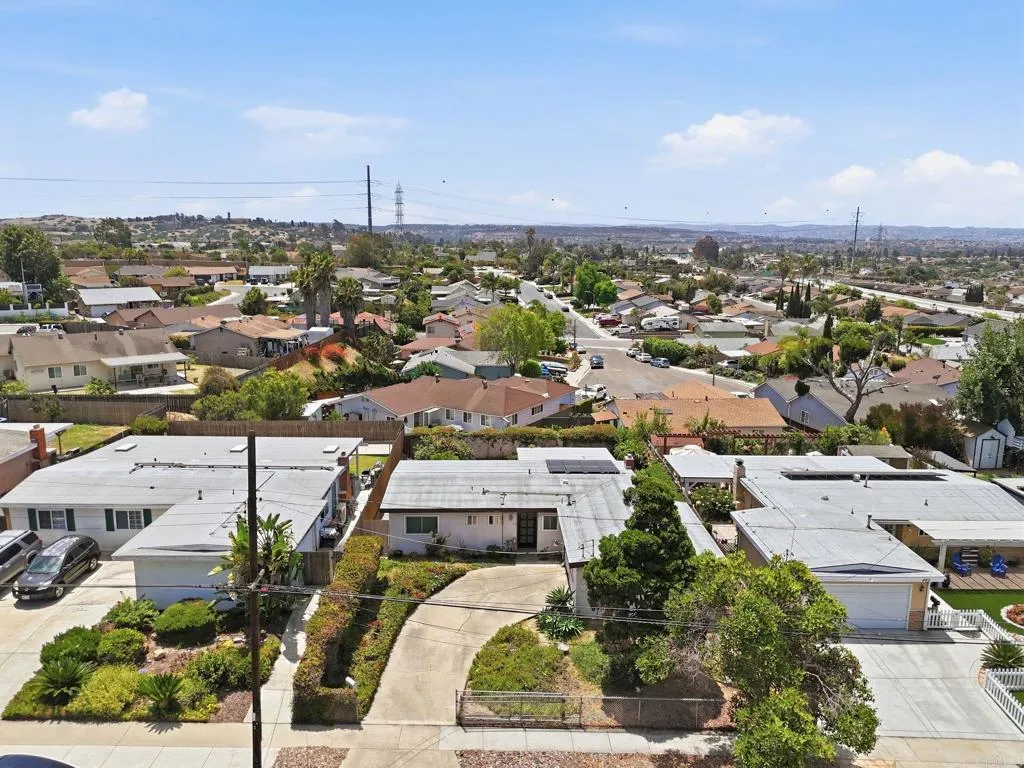 https://cdn.realtyfeed.com/cdn/127/306741291/47340884162aa1db093561bc09952fa8.webp