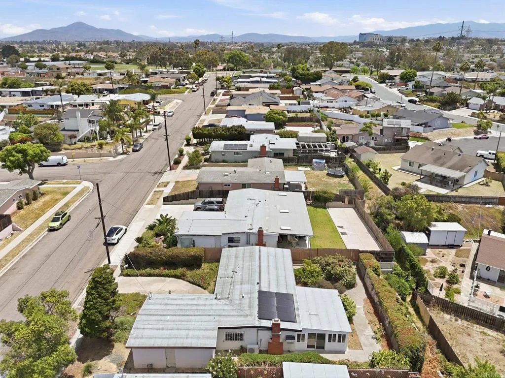https://cdn.realtyfeed.com/cdn/127/306741291/7a3e045b08f95f195e5baa3994814b81.webp