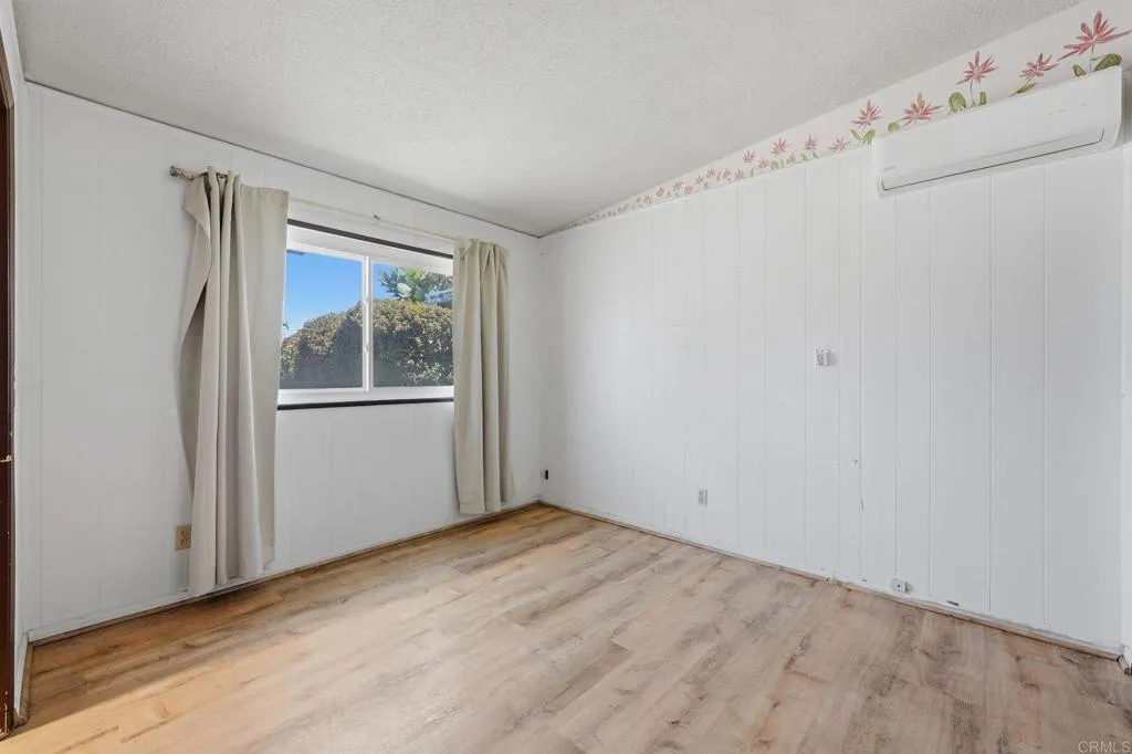 https://cdn.realtyfeed.com/cdn/127/306741291/fd2d94773e4ba10ea7ca7f81d7d3e4dc.webp