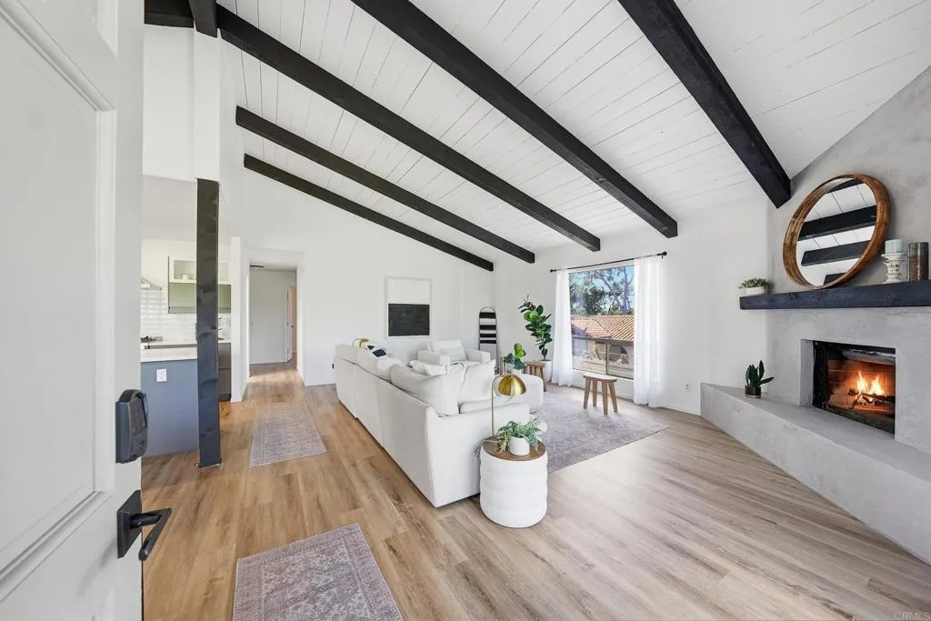 https://cdn.realtyfeed.com/cdn/127/306741349/2f6bca857458a3b0883380f6548a6d8b.webp