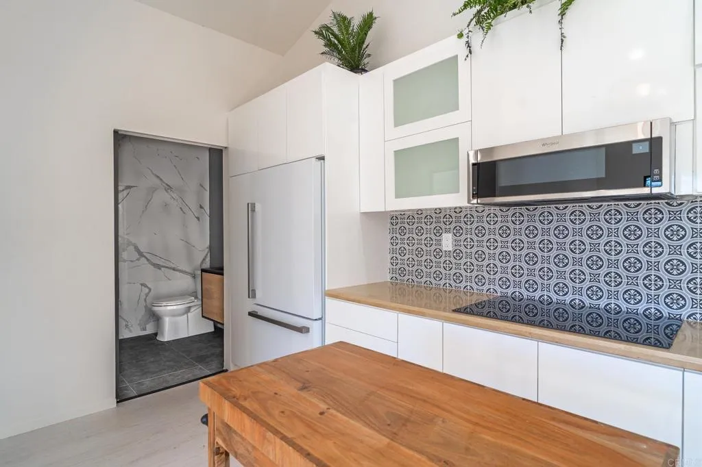 https://cdn.realtyfeed.com/cdn/127/306741349/4e63127f6894962f4c3150200477fbf5.webp