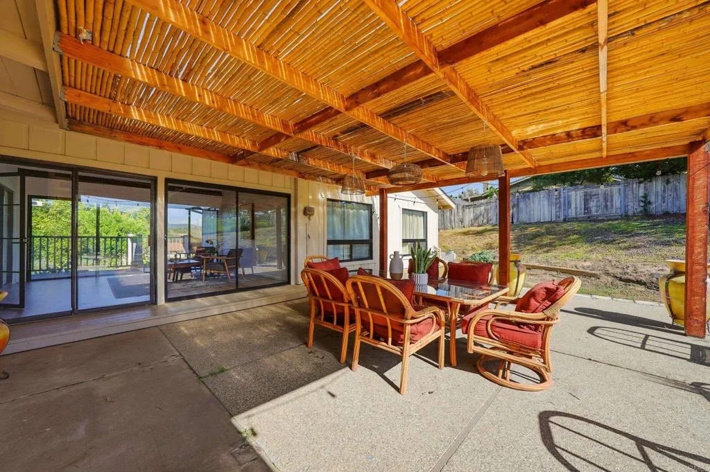https://cdn.realtyfeed.com/cdn/127/306741349/51492f177ccb4ee96ffe6cf23f73b456.webp