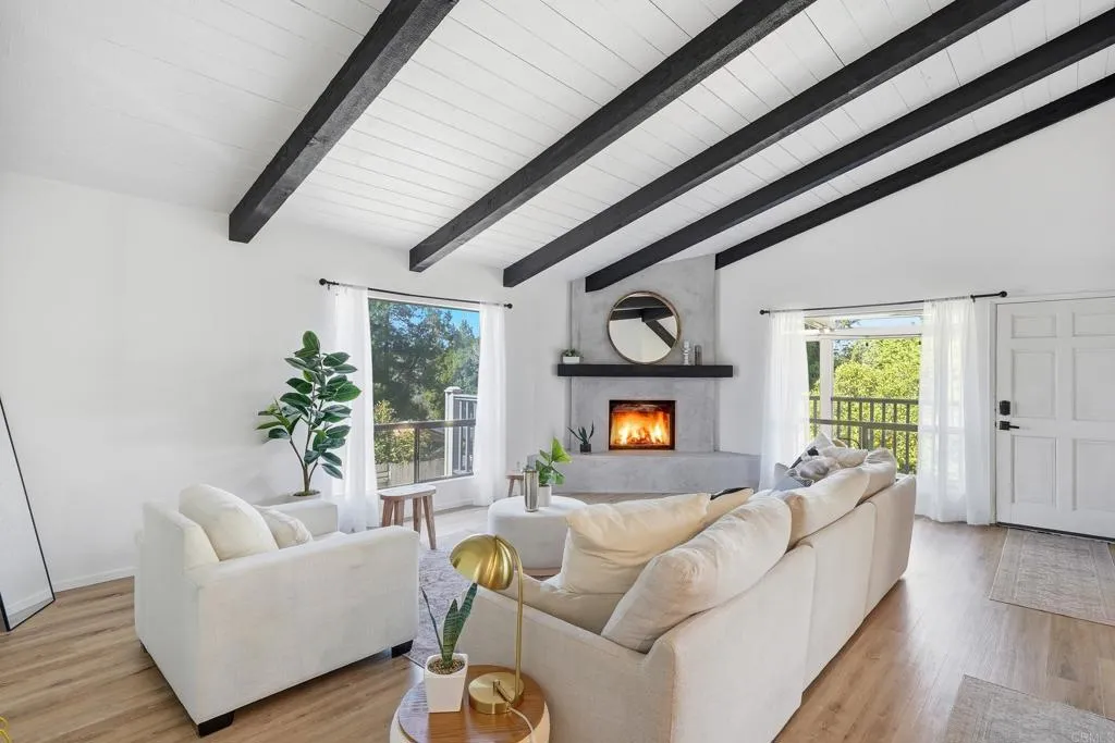 https://cdn.realtyfeed.com/cdn/127/306741349/611bcf31bcf81ff2c93e53f01eb24a4e.webp
