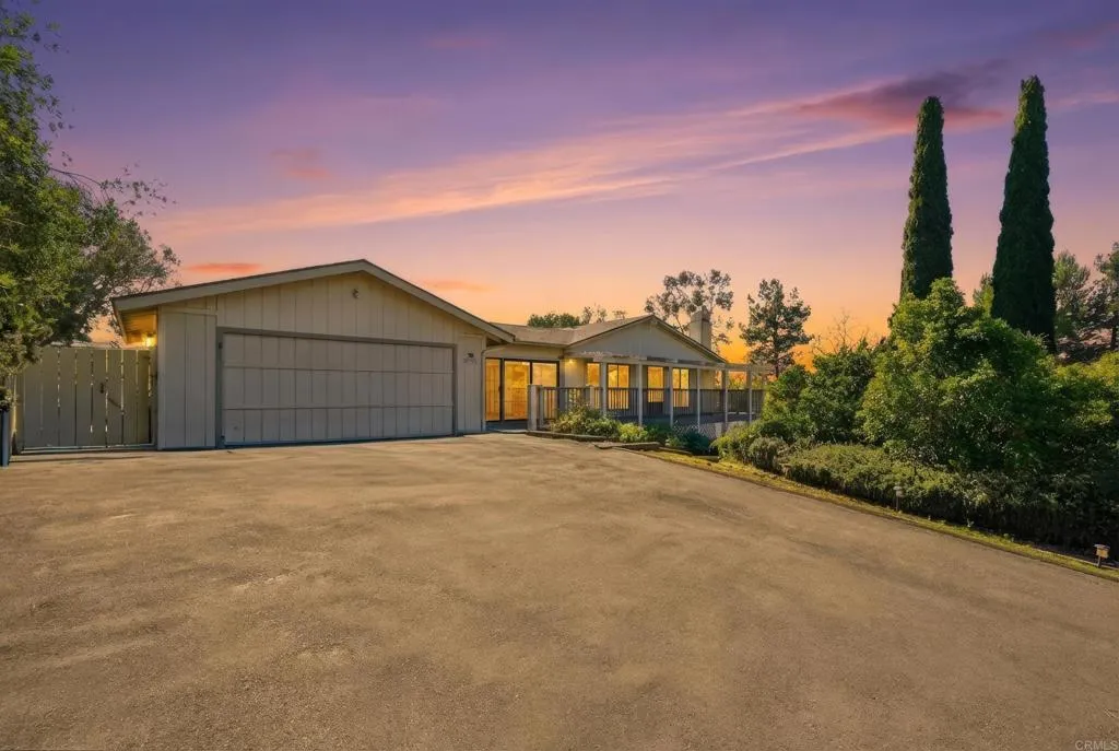 https://cdn.realtyfeed.com/cdn/127/306741349/7155a0ebabcf5c84917af15c807424a2.webp