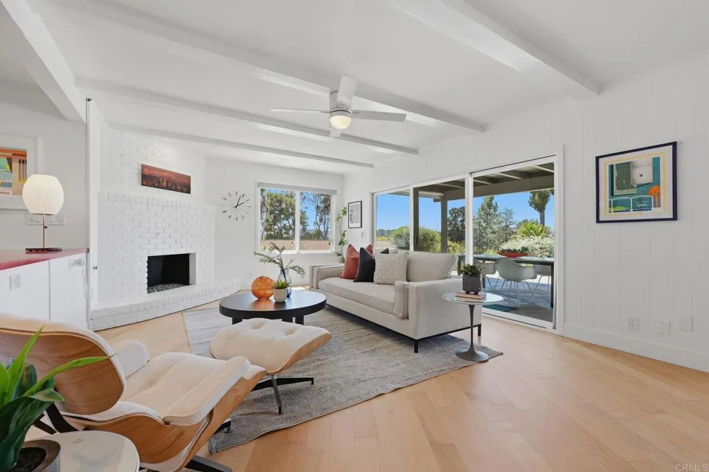 https://cdn.realtyfeed.com/cdn/127/306741354/78ef40505af19eab1abc6f70d9bda6b7.webp