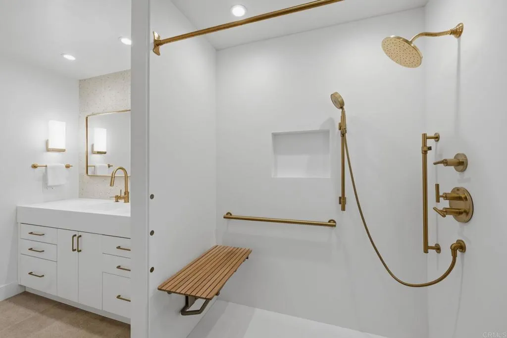 https://cdn.realtyfeed.com/cdn/127/306741354/8b518dc909f1b31abade97b7c32bd7c6.webp