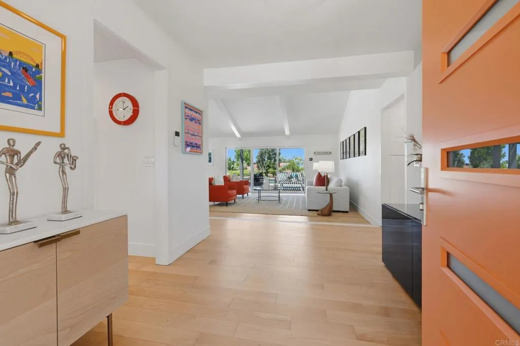 https://cdn.realtyfeed.com/cdn/127/306741354/bb2a5ba94d302c2266518bde5524a695.webp