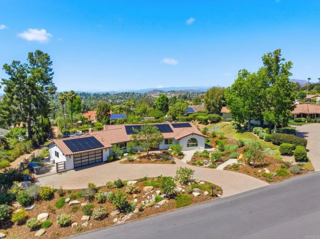 https://cdn.realtyfeed.com/cdn/127/306741354/cb119ba71fa1c9ae24cc17eebb204b2a.webp