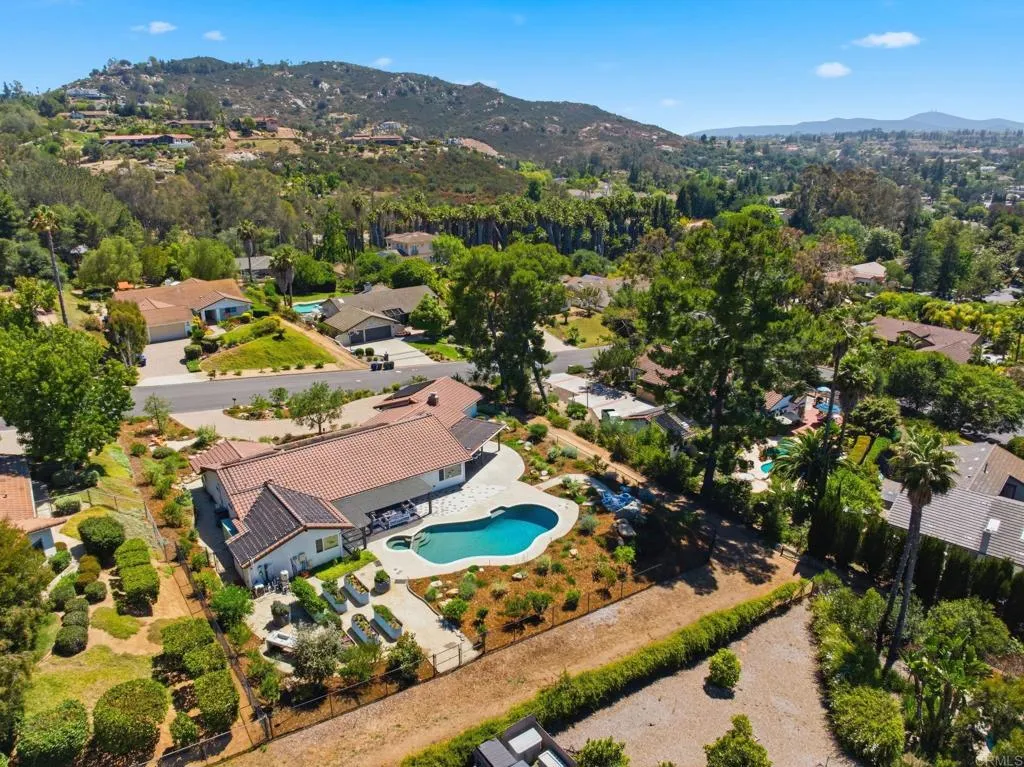 https://cdn.realtyfeed.com/cdn/127/306741354/dd05cc3b7d82ce94eeb86cabbbae4944.webp