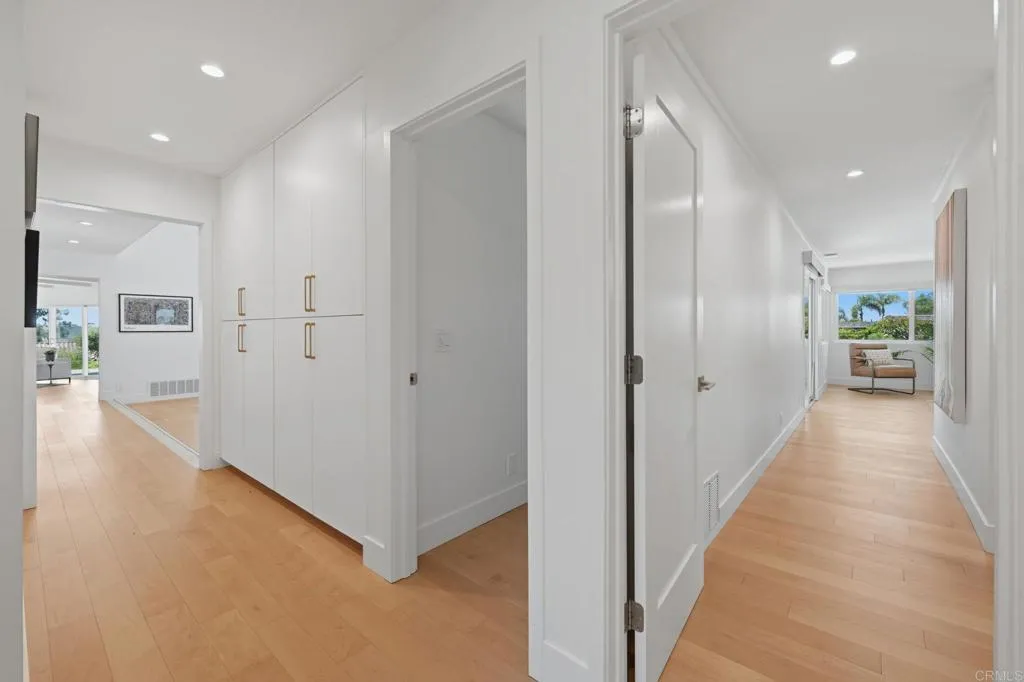 https://cdn.realtyfeed.com/cdn/127/306741354/f5da618cb79cb4310e5addf80cfcea20.webp