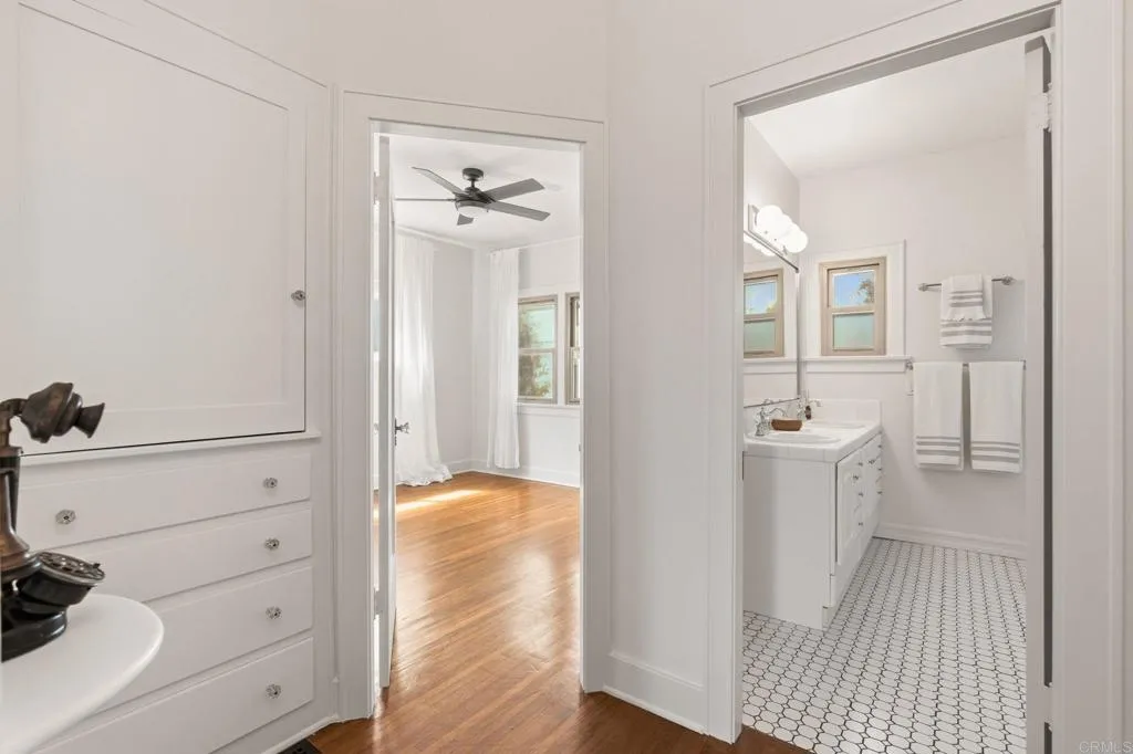 https://cdn.realtyfeed.com/cdn/127/306741396/2392f61459b2a2eaac3b2a8fc2c2590f.webp