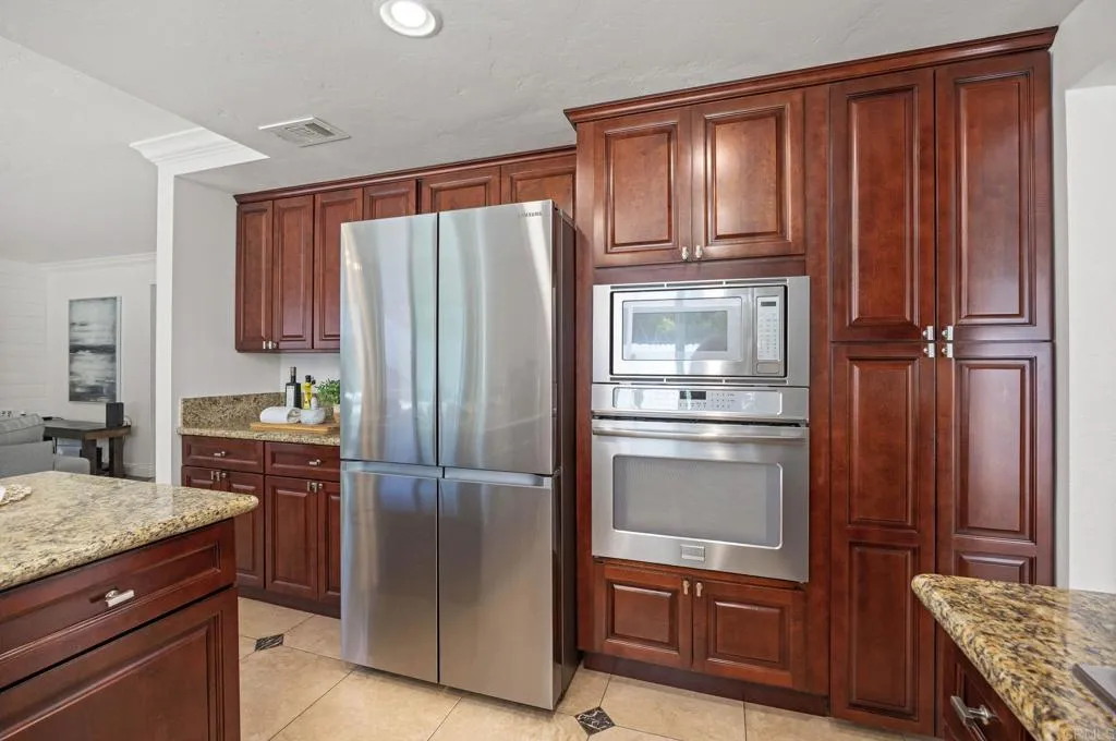 https://cdn.realtyfeed.com/cdn/127/306741446/5408009a51d0e7ee76277c4a8ec2b0dd.webp