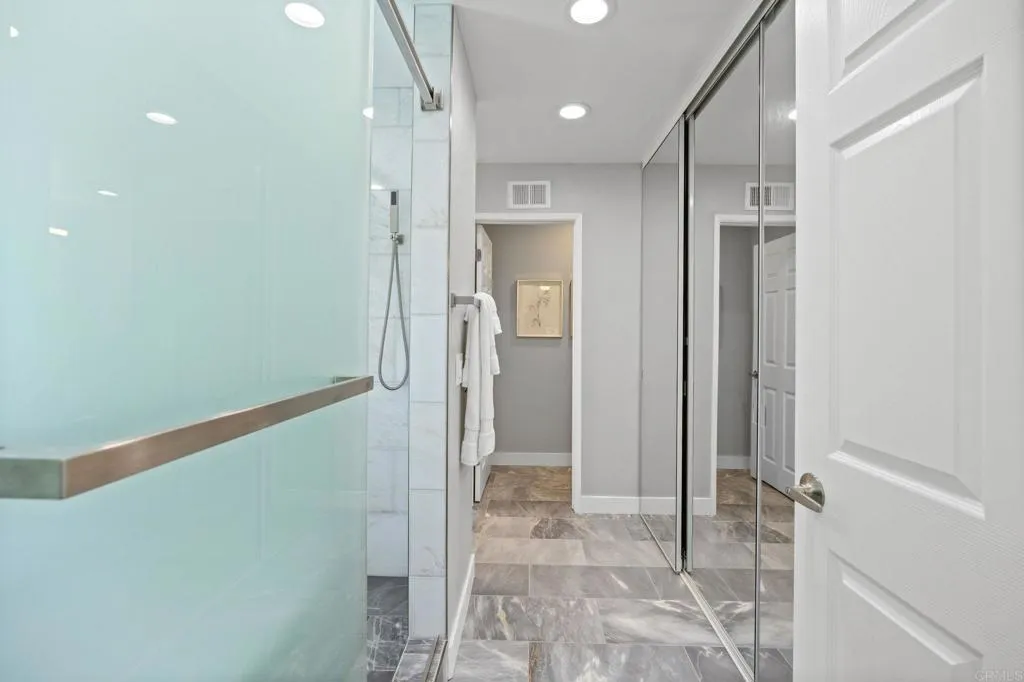 https://cdn.realtyfeed.com/cdn/127/306741446/6a9b872b5dfad0a5f190eea49a1a28d0.webp