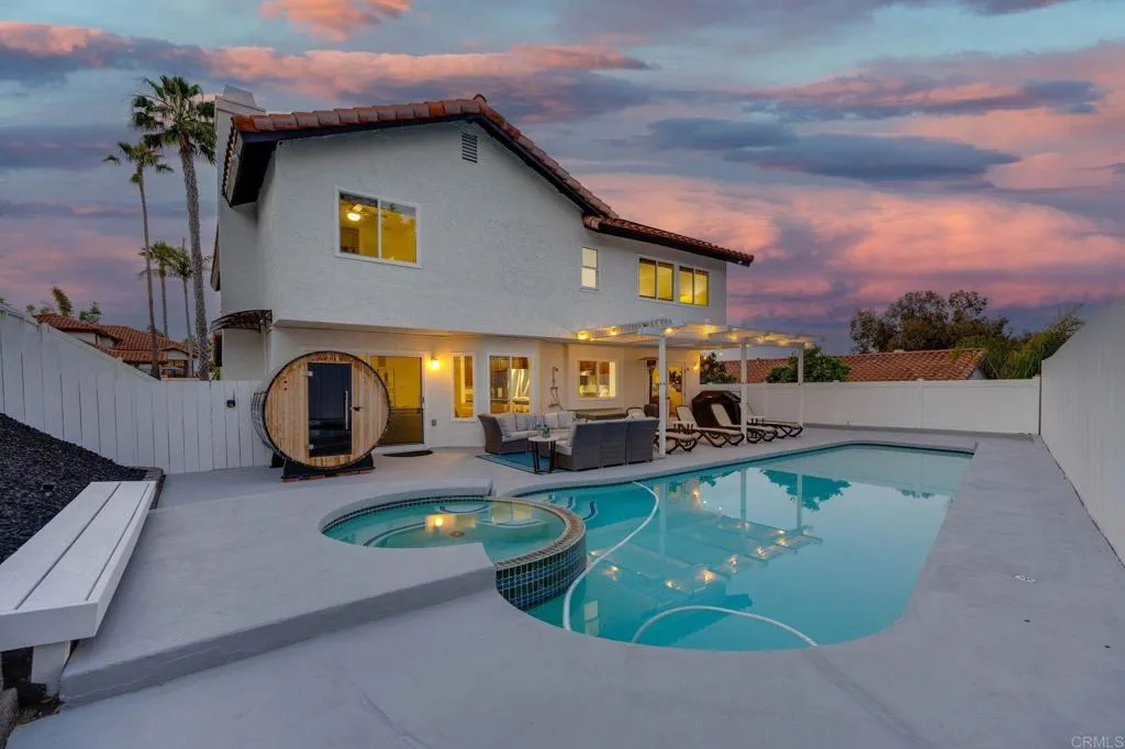 https://cdn.realtyfeed.com/cdn/127/306741446/8242cb57fa3bdb74fb811d092634b795.webp