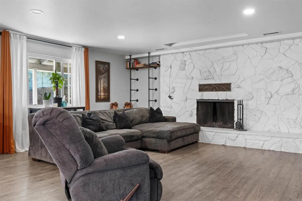 Photo #3: PTP2604498 Listing: Photo #3