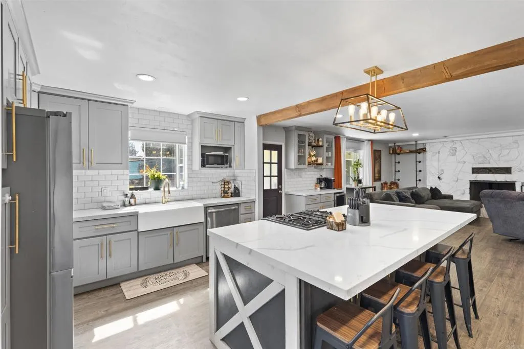 Photo #1: PTP2604498 Listing: Photo #1