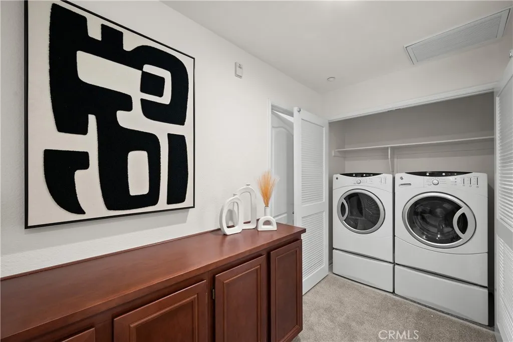 https://cdn.realtyfeed.com/cdn/127/306741465/a757b05bb2c5c6b5f73f5cb6faeb7de4.webp