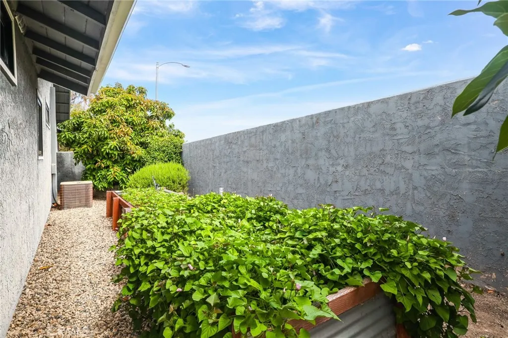 https://cdn.realtyfeed.com/cdn/127/306741501/088254052e4588dc5a904ffd595caa7e.webp