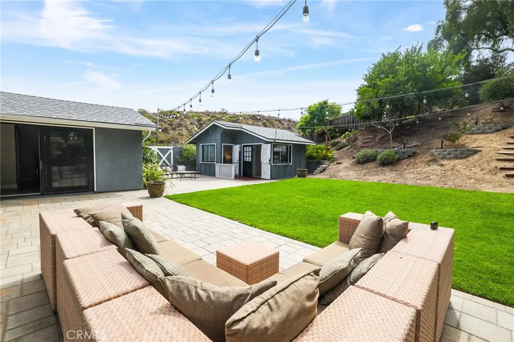 https://cdn.realtyfeed.com/cdn/127/306741501/65167d36a384c3343fc86c7f32c23b30.webp