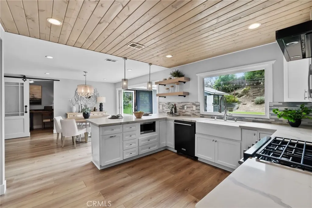 https://cdn.realtyfeed.com/cdn/127/306741501/fcae308e936ef3e615fe1dc2a570b2f5.webp