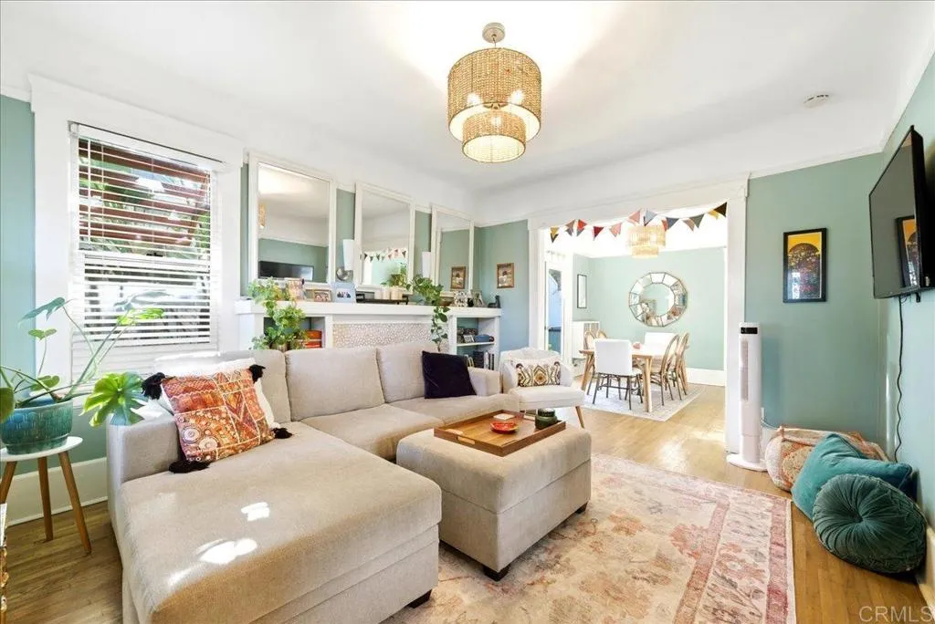 https://cdn.realtyfeed.com/cdn/127/306741543/185b6822e577bb0ab57c5f15245eaaba.webp